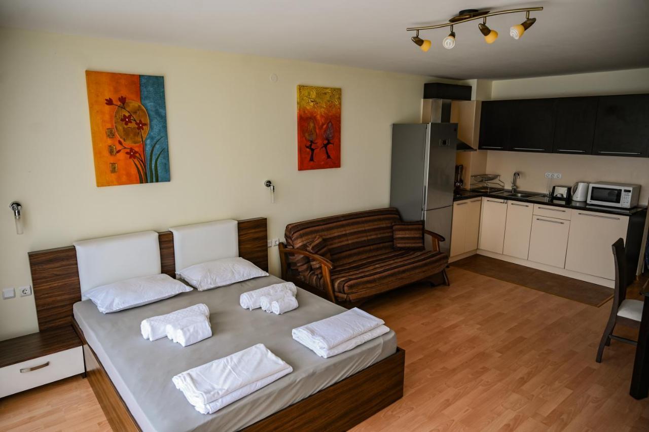 Panorama Fort Beach, Фамилно Студио Deluxe Sveti Vlas Eksteriør billede