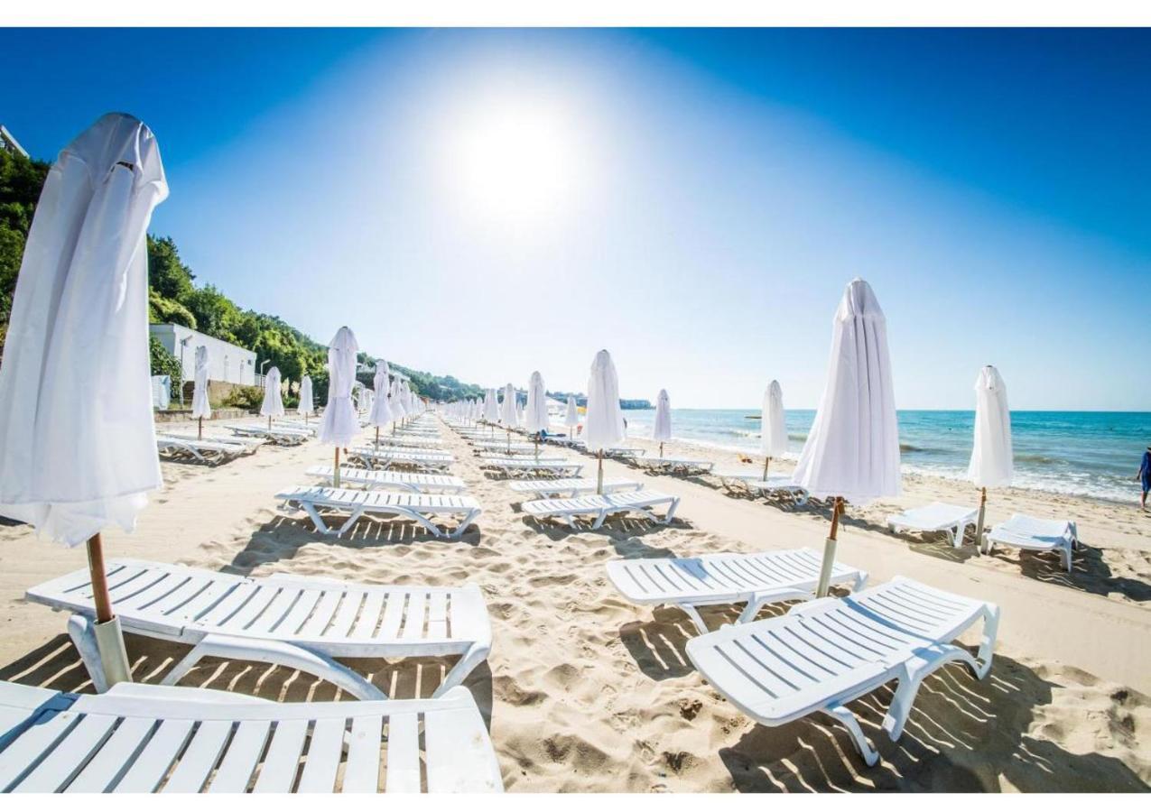 Panorama Fort Beach, Фамилно Студио Deluxe Sveti Vlas Eksteriør billede