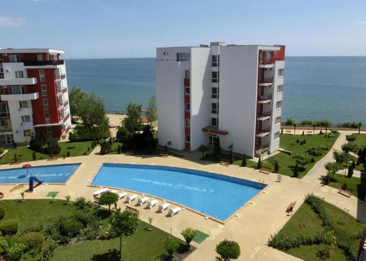 Panorama Fort Beach, Фамилно Студио Deluxe Sveti Vlas Eksteriør billede
