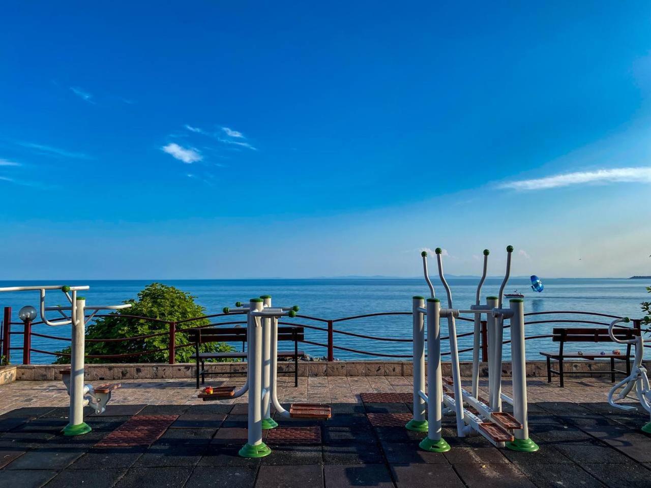 Panorama Fort Beach, Фамилно Студио Deluxe Sveti Vlas Eksteriør billede